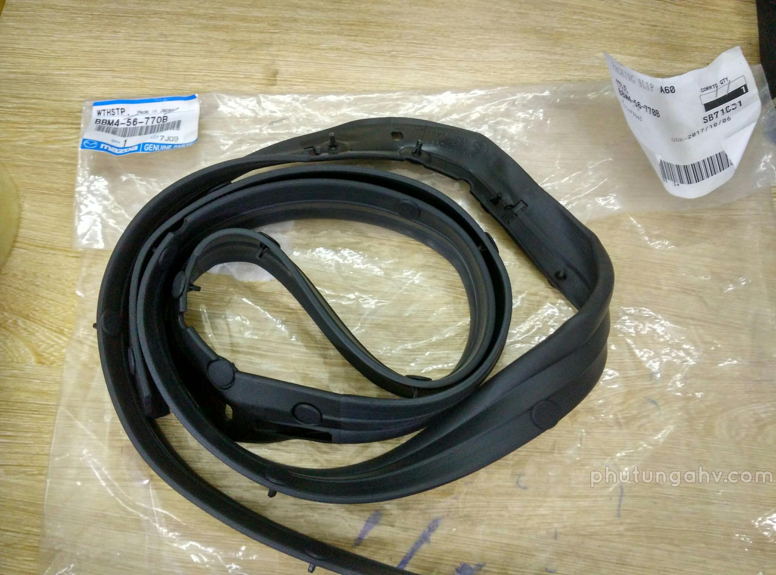 GIOĂNG NẮP CA PÔ	WEATHERSTRIP,BONNET MAZDA 3