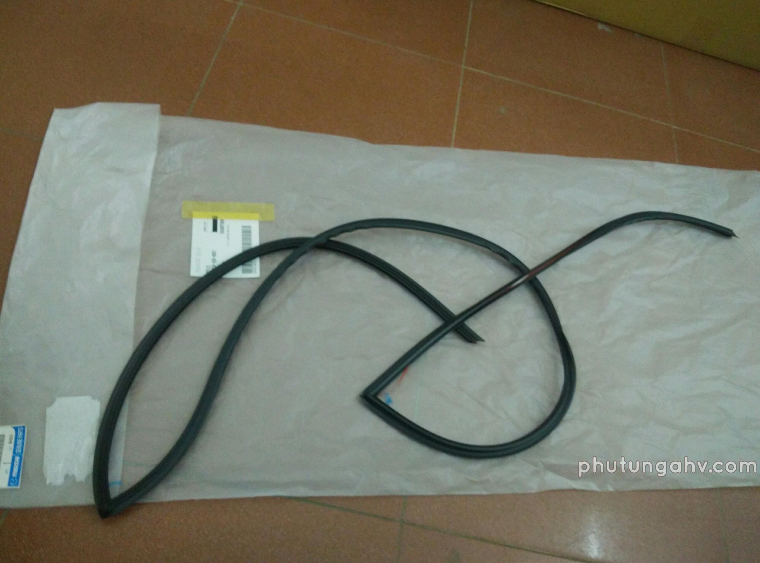 GIOĂNG KÍNH CHẮN GIÓ TRƯỚC MOULD,WINDOW-FRONT 