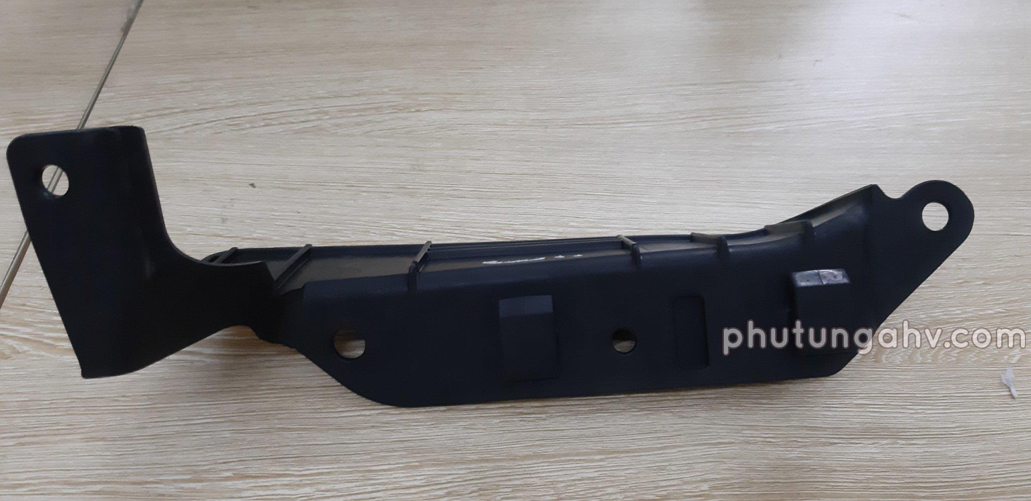 BÁT BẮT LÒNG VÈ TRƯỚC, PHẢI SHIELD-SPLASH,RH MAZDA 3 (2017)