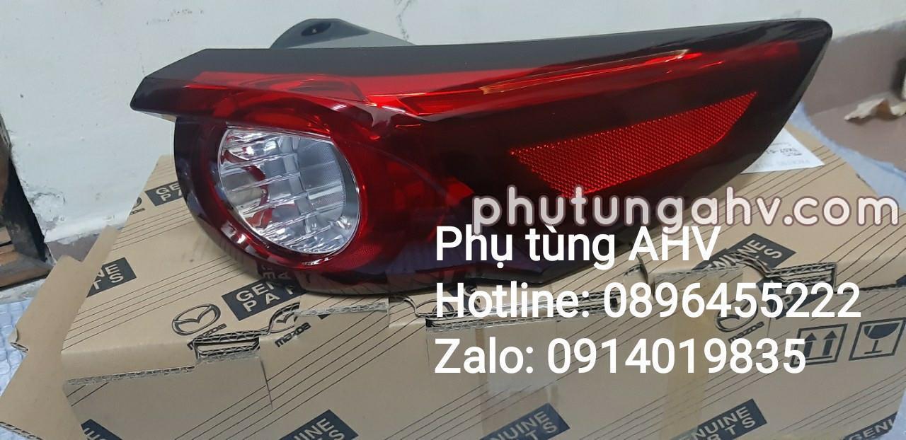 TK5751150A	ĐÈN LÁI SAU, NGOÀI, TRÁI PHẢI 