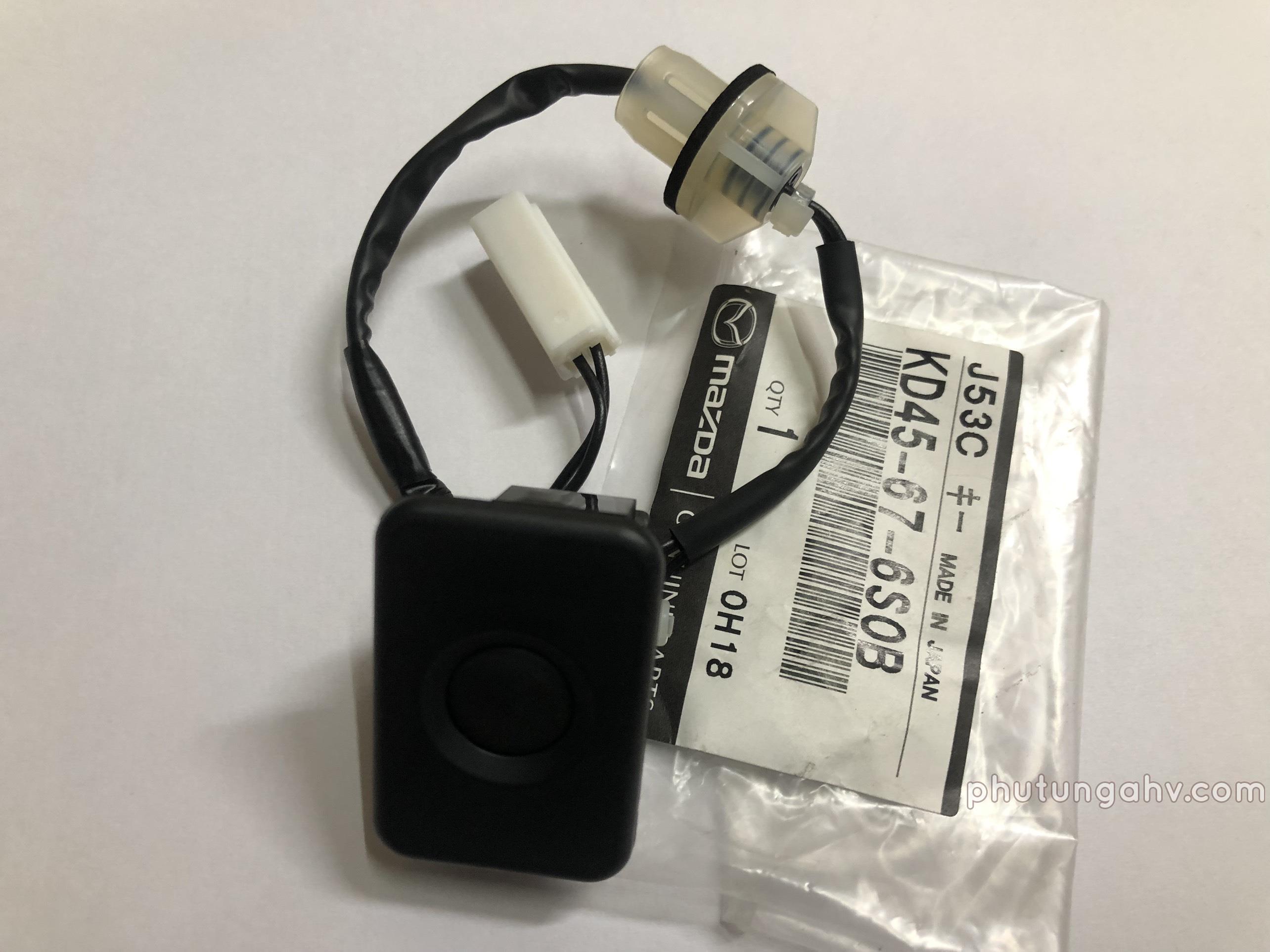 CÔNG TẮC MỞ CỐP SAU SWITCH,REQUEST-LIFTG MAZDA CX-5		