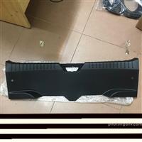 ỐP CHE KHÓA CỐP MAZDA 2  ( 2015 -16  4 CỬA  )